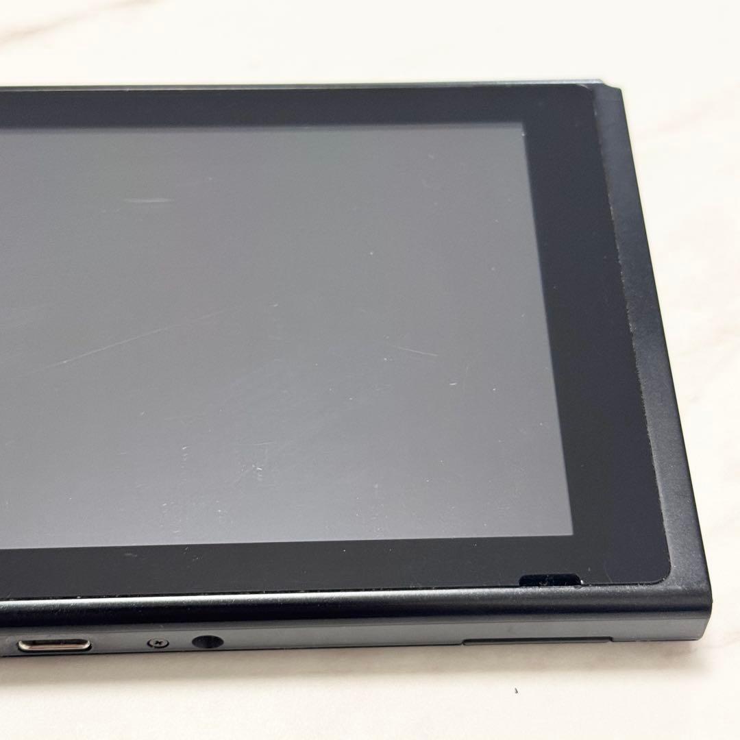 2017年度　Nintendo Switch ニンテンドー　スイッチ　本体のみ