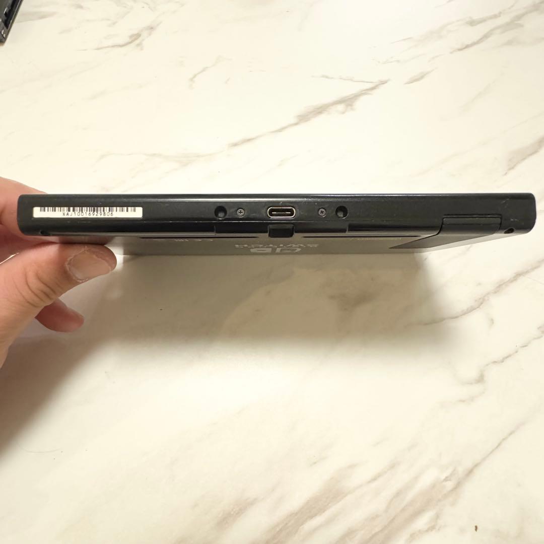 2017年度　Nintendo Switch ニンテンドー　スイッチ　本体のみ