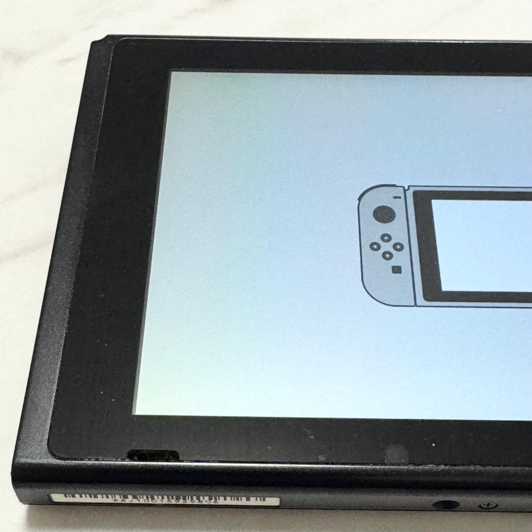 2017年度　Nintendo Switch ニンテンドー　スイッチ　本体のみ