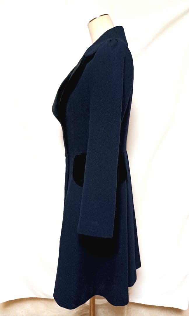 ヴィヴィアンウエストウッド　大人可愛いラブ襟コートサイズ3