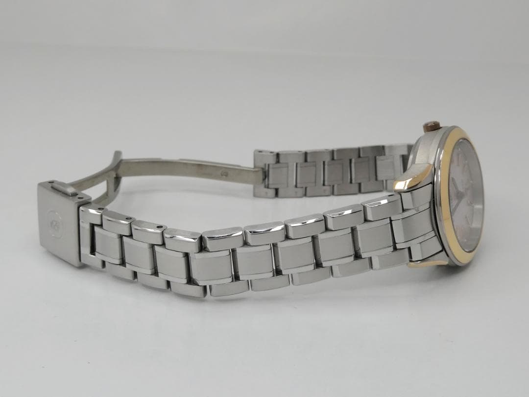 ✴美品稼働品 シチズン エクシード チタン 白蝶貝 エコドライブ電波時計 15㎝