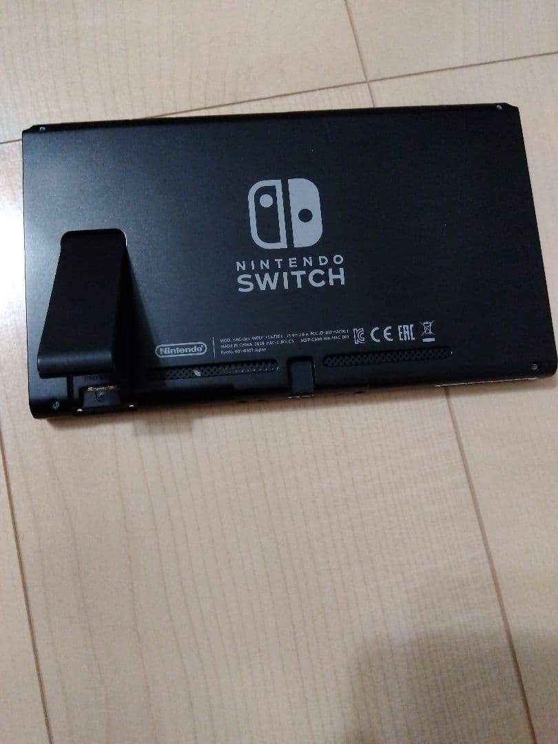 【匿名配送】 任天堂スイッチ 中古