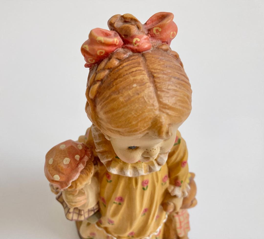 ANRI アンリ Nightie Night 木彫り人形 サラ・ケイ 17cm