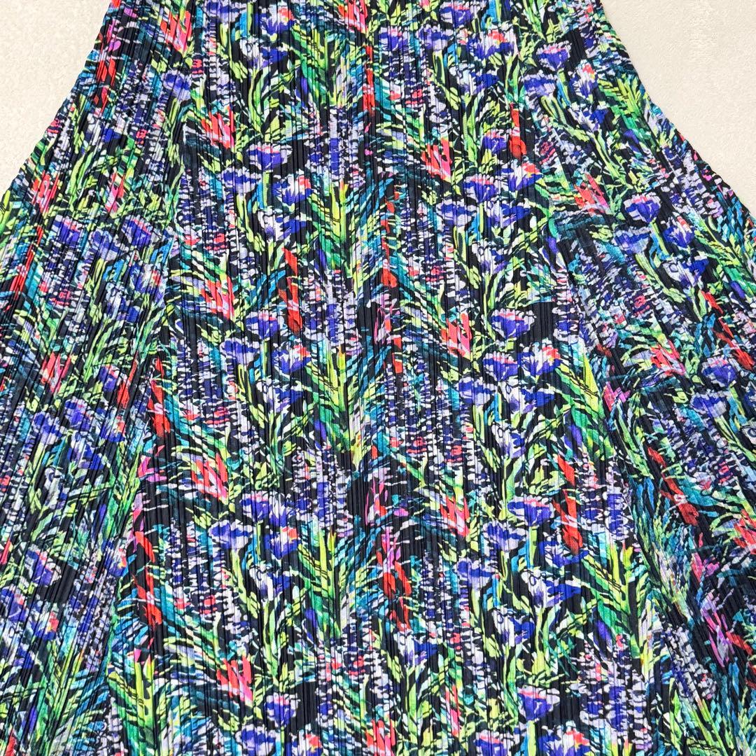 極美品✨PLEATS PLEASE 花柄　ワンピース　フレア　プリーツ　XL