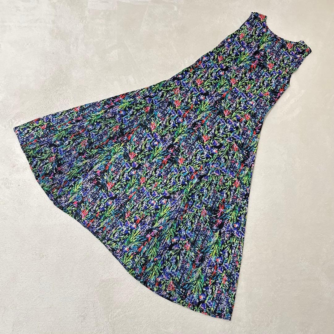 極美品✨PLEATS PLEASE 花柄　ワンピース　フレア　プリーツ　XL