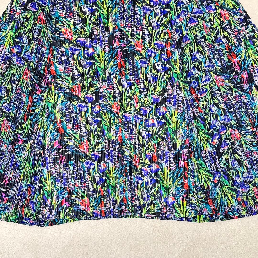 極美品✨PLEATS PLEASE 花柄　ワンピース　フレア　プリーツ　XL