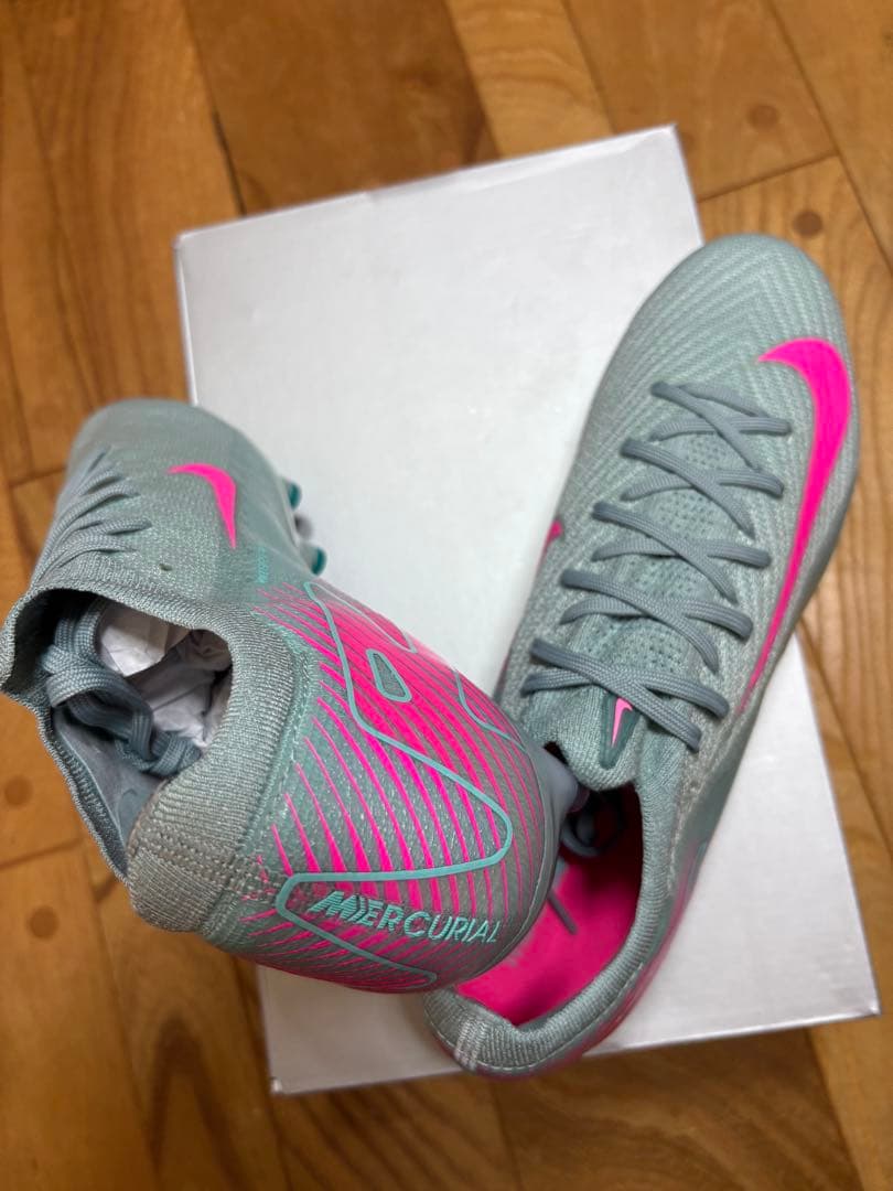 新品　特価　ナイキ　マーキュリアル ヴェイパー 16 エリート AG 25.5