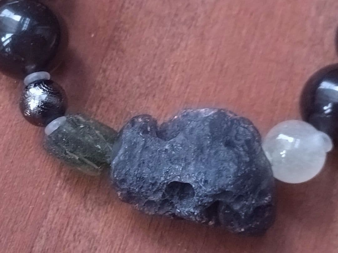 ギベオン＆モルダバイト＆アグニマニタイト＆リビアングラス＆チンターマニストーン