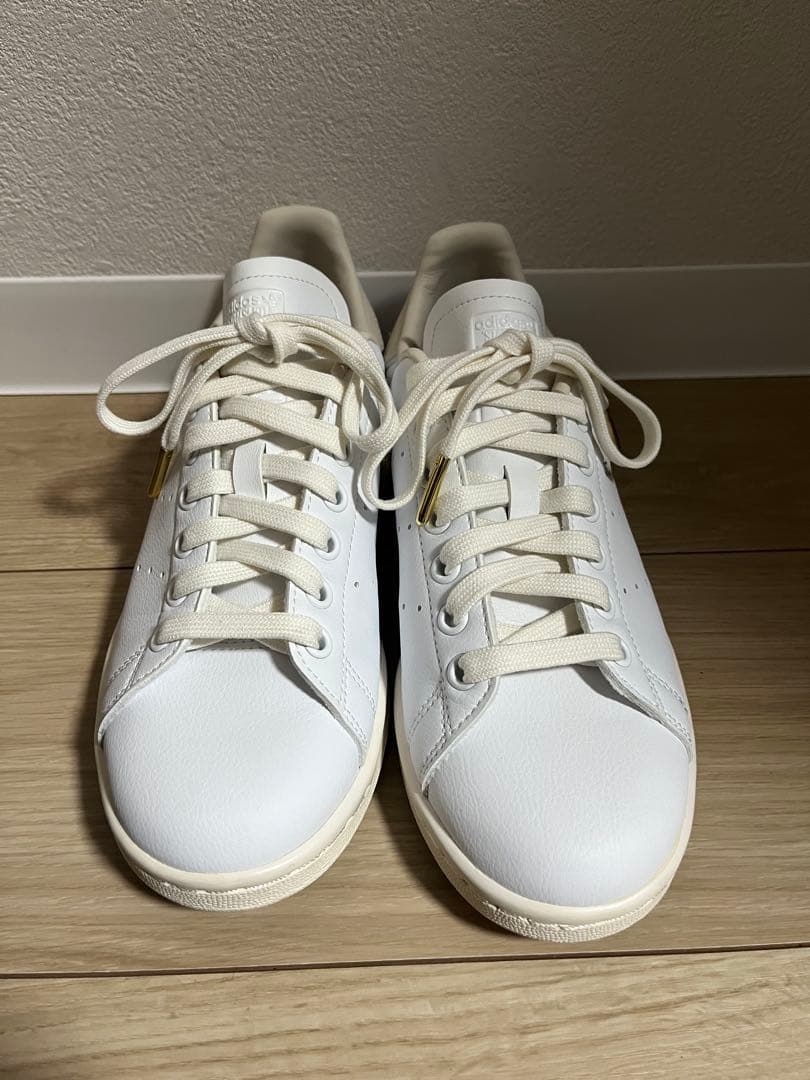 アディダス　スタンスミス　adidas stansmith トゥモローランド