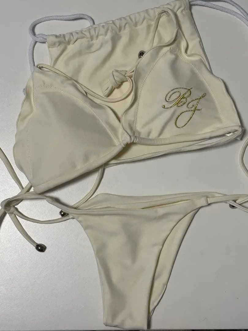 BestBodyJapan /女子/M/オフホワイト/決勝ビキニ