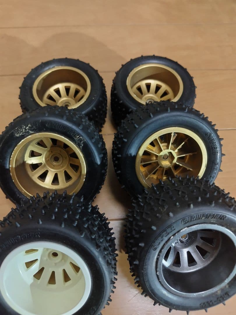 タミヤDF-02レーシングバギー メカなど色々付いてます