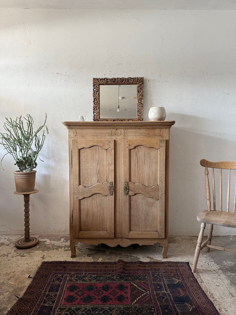 ビンテージ コンソールキャビネット 剥離