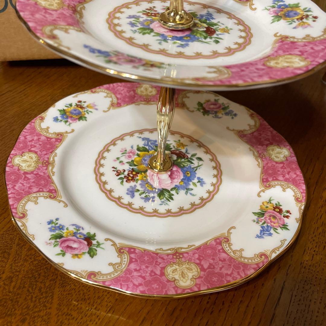 新品ロイヤルアルバート*レディーカーライル*正規 ケーキスタンド2段 ハイティー