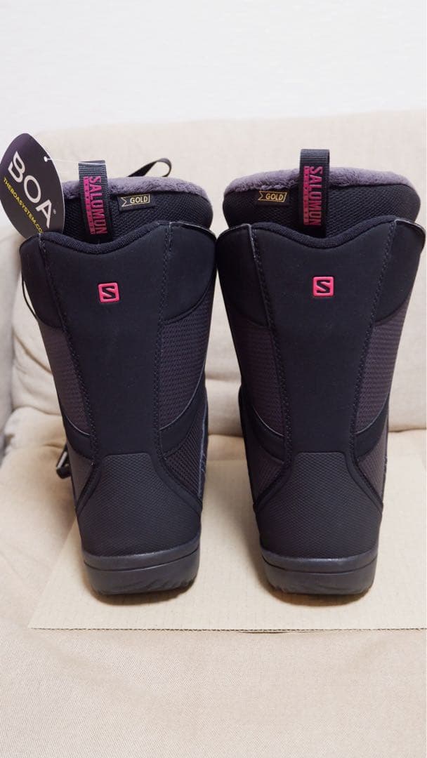 最終値下げ!未使用 Salomon スノーボードブーツ BOAシステム ブラック