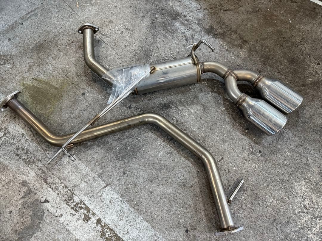 も*ん様 ロッソモデロマフラー COLBASSO NA2 (50プリウス)