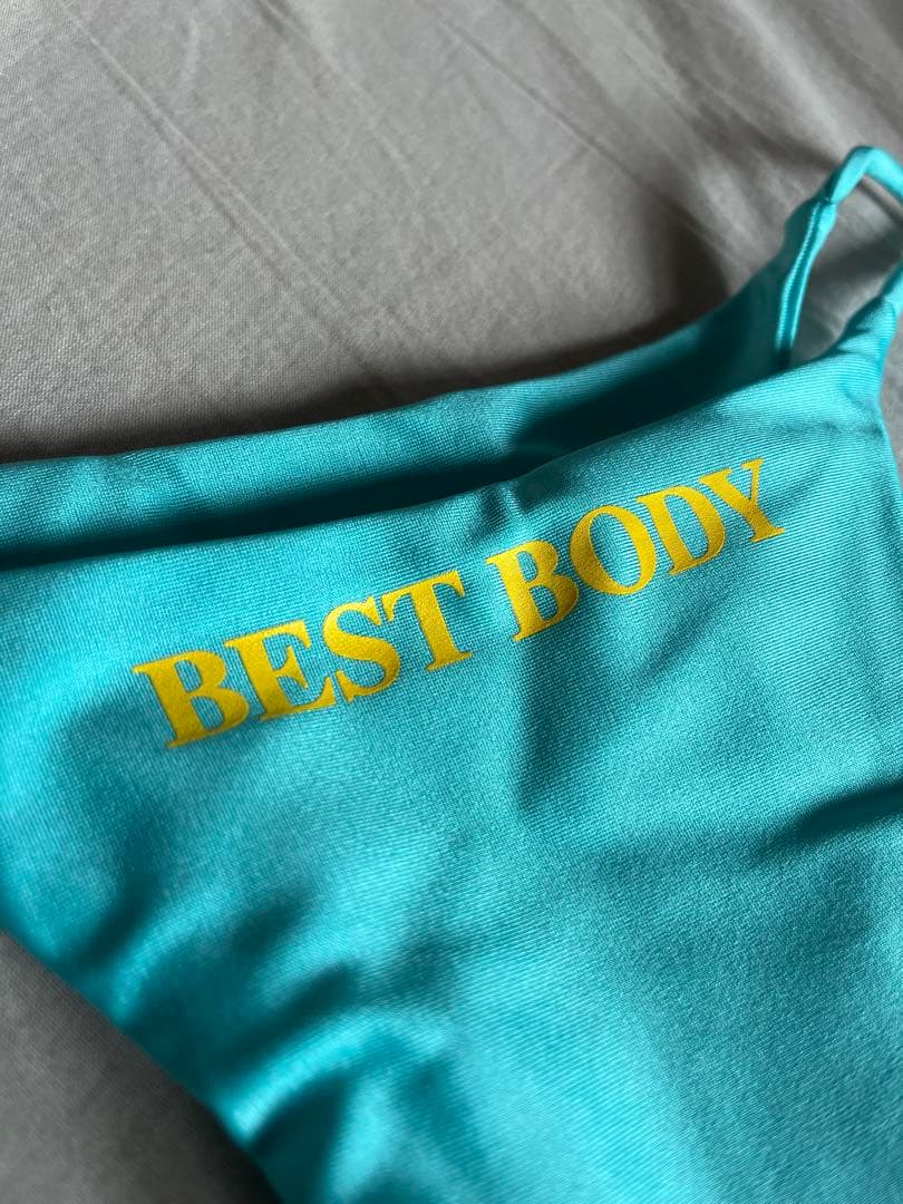 【美品】ベストボディジャパン 公式 ビキニ サックス S