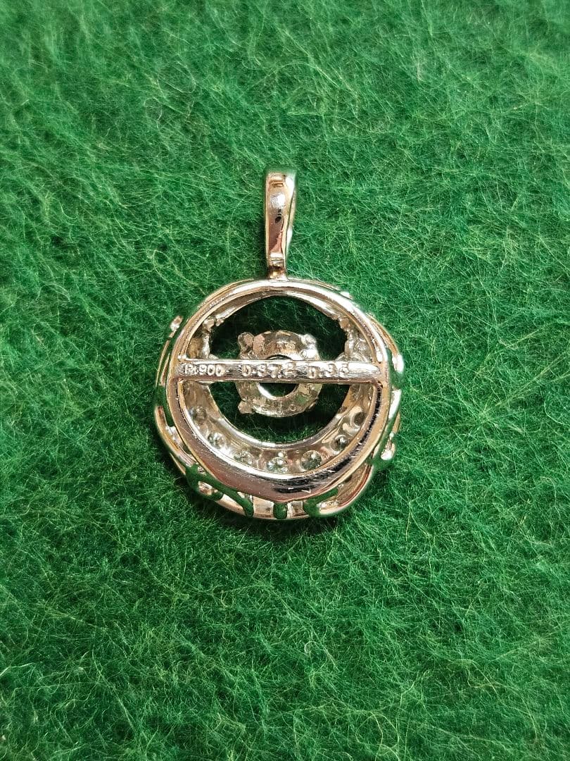 pt900 ダンシングペンダントトップ　ダイヤ無し