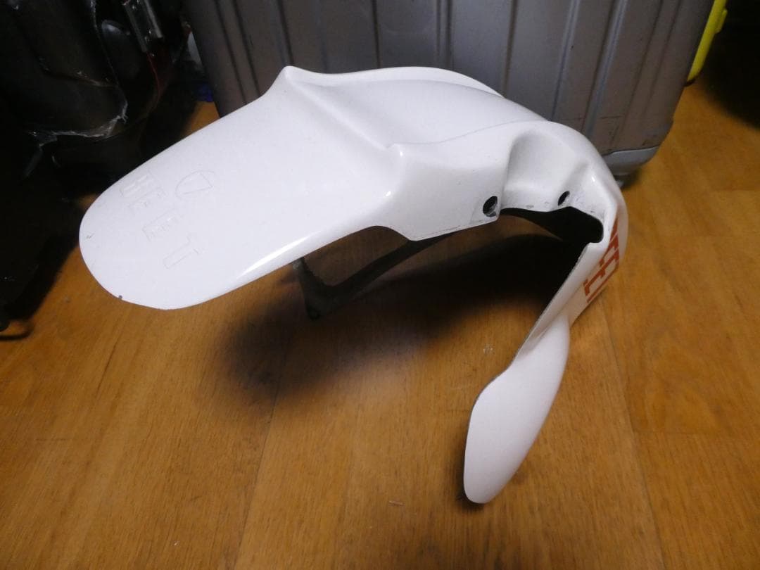 【中古】　BEET エアロシャークフェンダー CBR250RR/NSR250R