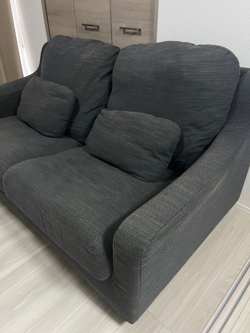 IKEA VINLIDEN 二人掛けソファ