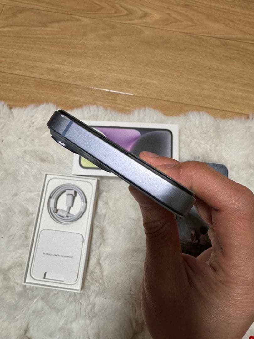 iPhone 14 Simフリー