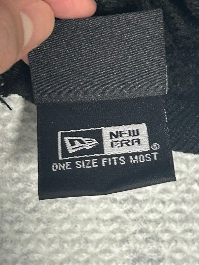 Supreme × New Era ボックスロゴビーニー ブラック