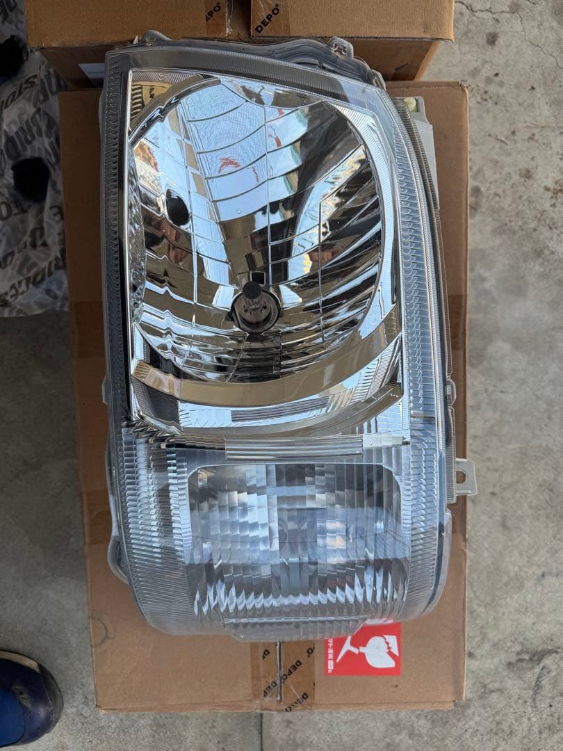 DEPO正規品 トヨタ ハイエース 200系 1型 2型 純正タイプ