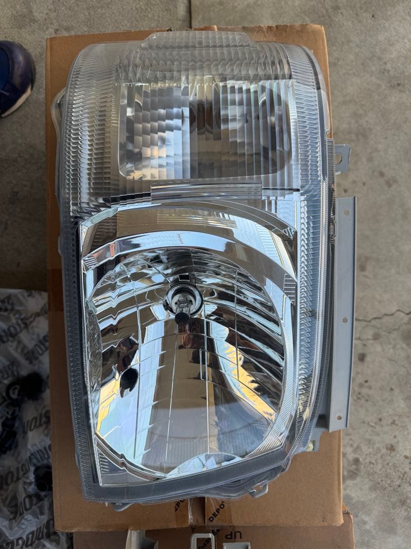 DEPO正規品 トヨタ ハイエース 200系 1型 2型 純正タイプ