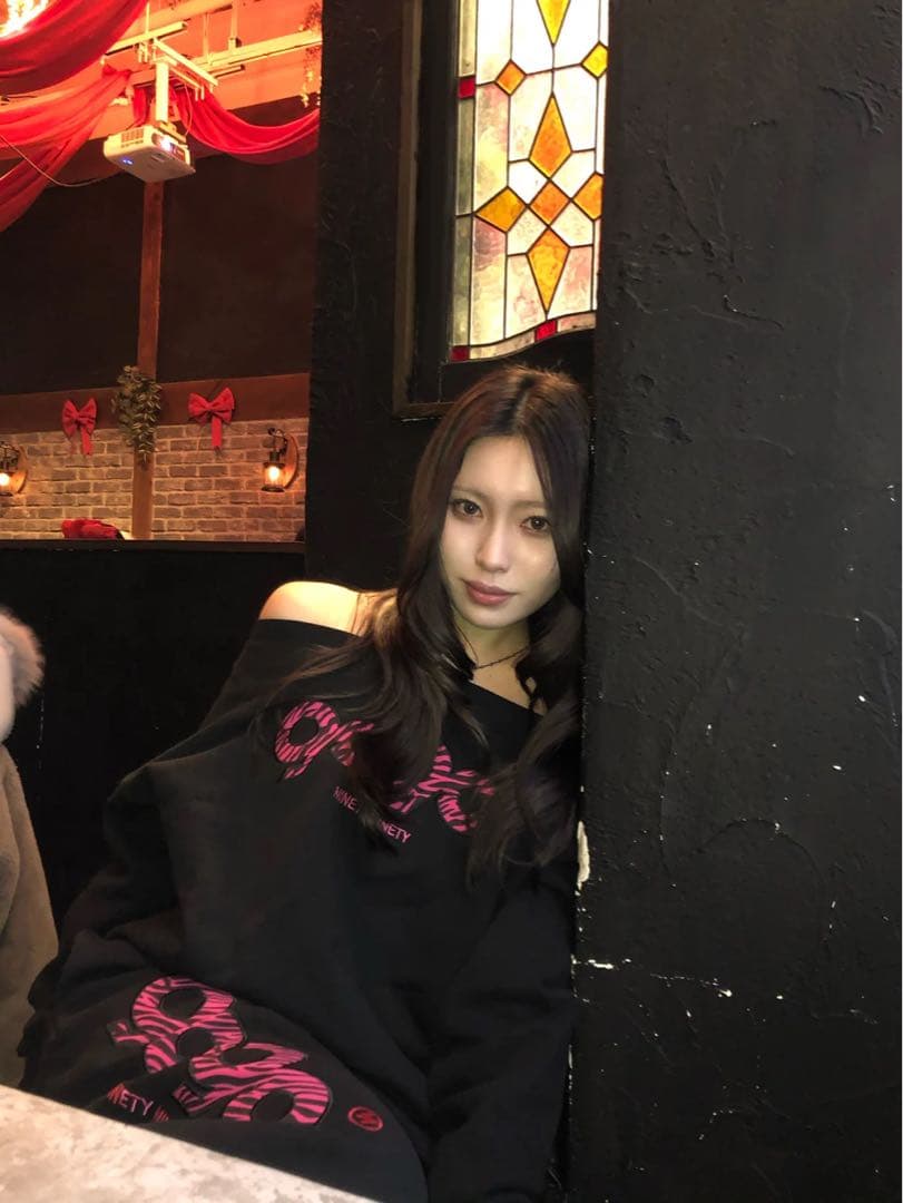 トップス 9090 girl OG Logo Valentine Off-Shoulder