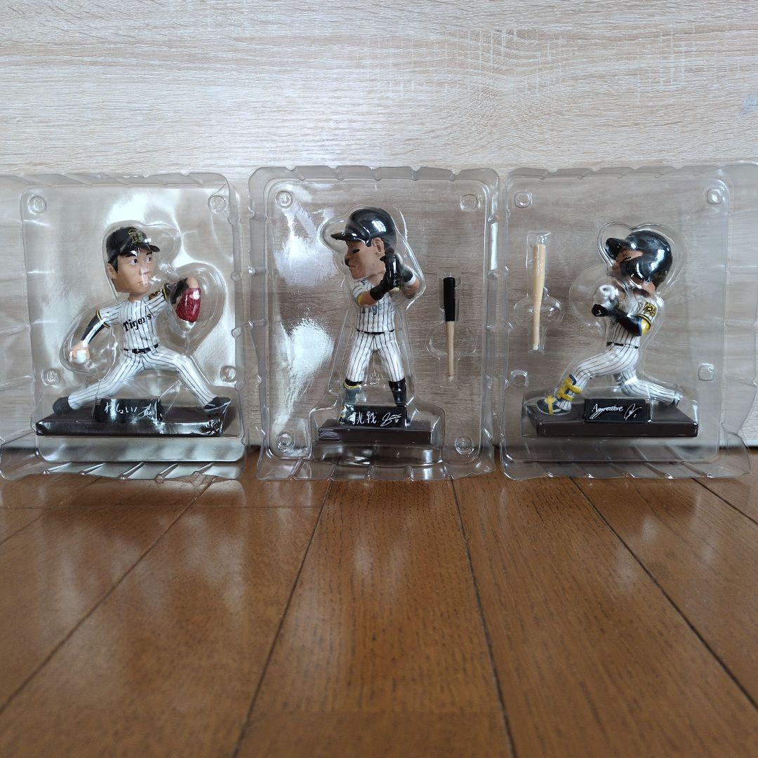 阪神タイガースボブルヘッド人形 2025 3体セット