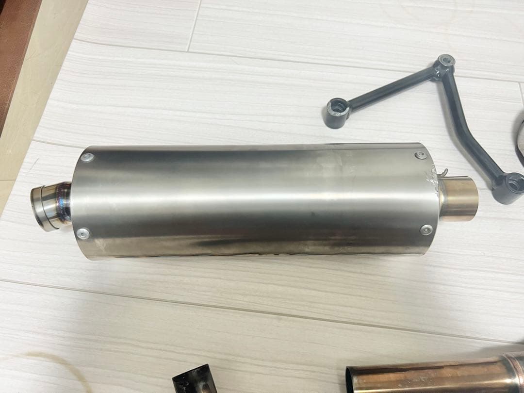 シグナスグリファス　ガレージバルマフラー レース用