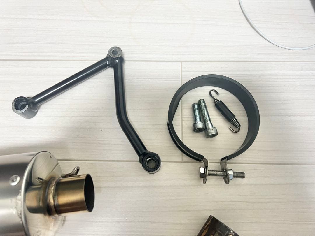 シグナスグリファス　ガレージバルマフラー レース用