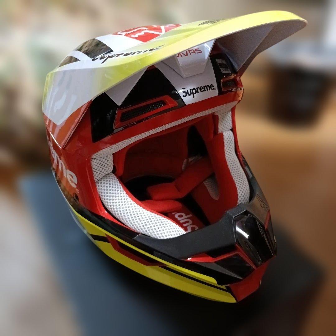 新品　Supreme HONDA　ヘルメットＬ Fox Racing