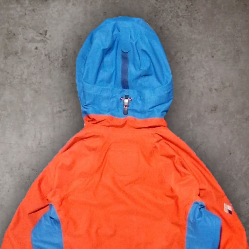 【良品】mont-bell スキー スノーボ―ドウエア コスミックパーカ M