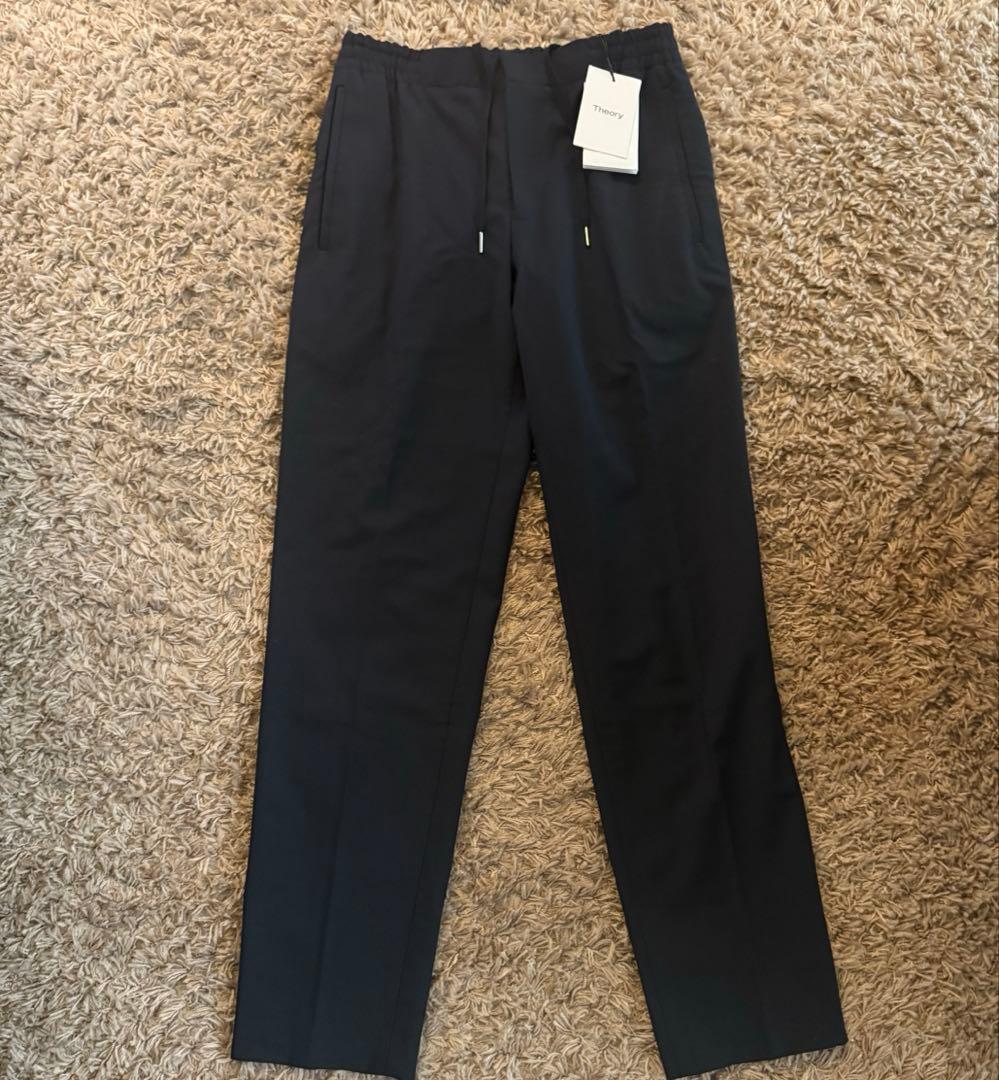 週末限定お値下げ中セオリーメンズ　 MOTION BONDEDパンツ