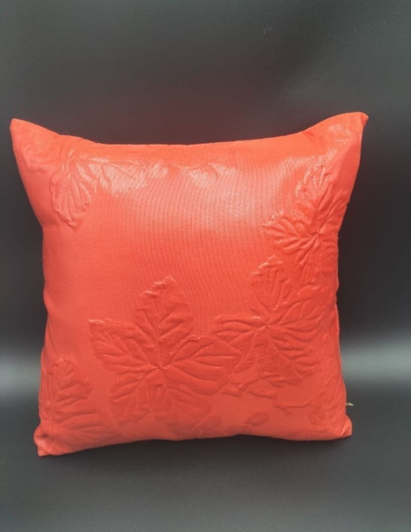 クッション２点◆株式会社細尾◆40cm×40cm◆ブランド◆Q-2501CU2