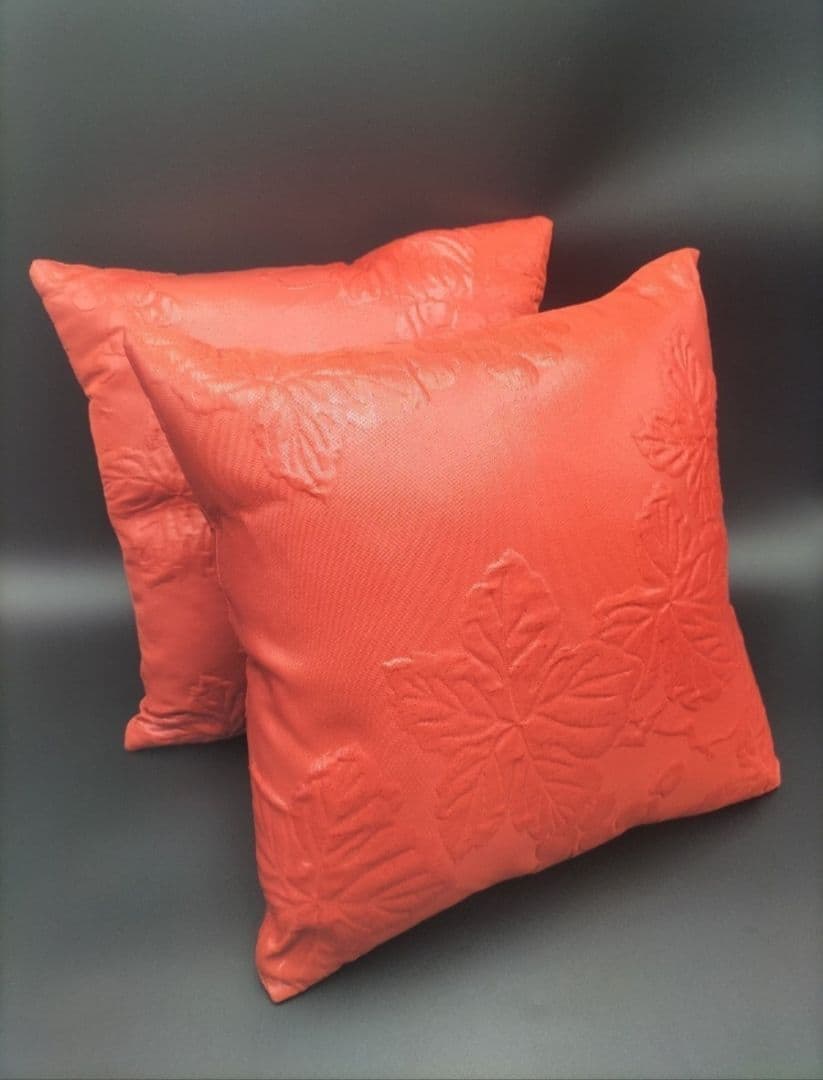 クッション２点◆株式会社細尾◆40cm×40cm◆ブランド◆Q-2501CU2