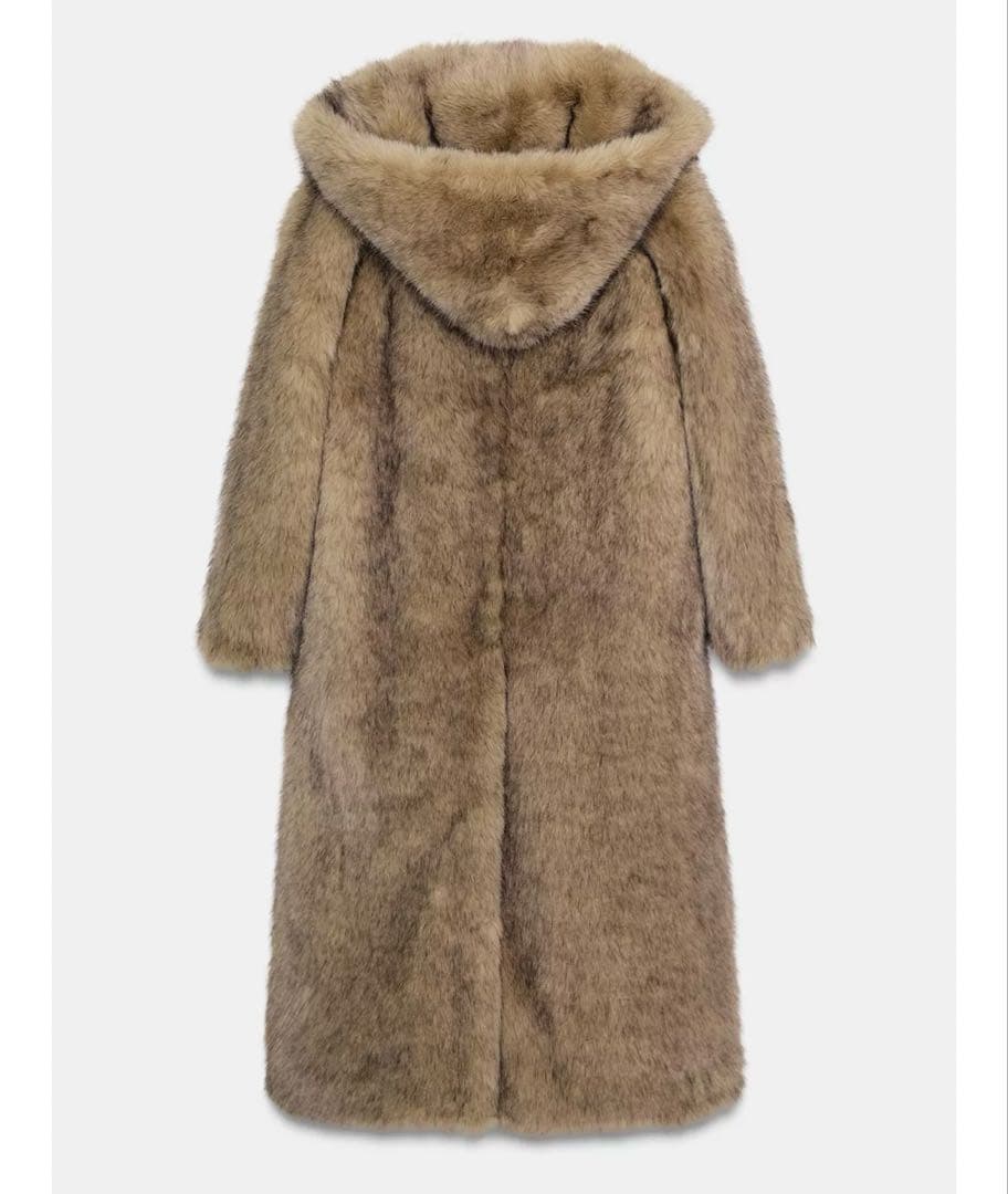 m*t様 タグ付き新品★ZARAのフェイクファーフード付きコート★M-L★ライト