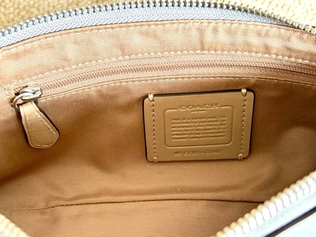 ＊未使用＊　コーチ　ショルダー　チェーン　バッグ