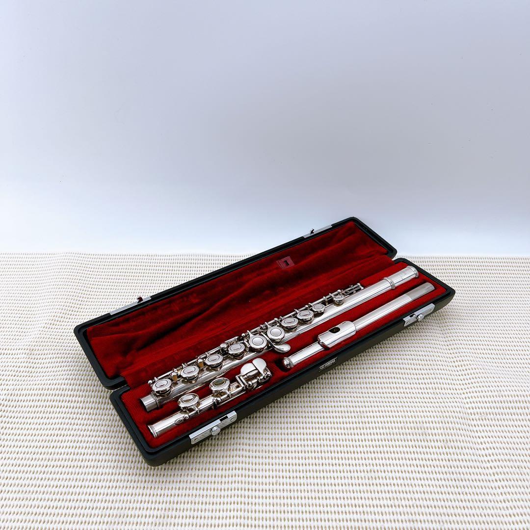 【美品】ヤマハ　YFL-211S フルート　銀　Eメカ　バック　全タンポ交換