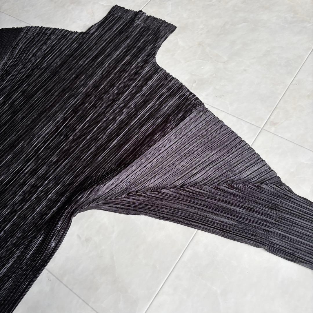 ISSEY MIYAKE プリーツ ハイネック ドルマン L カットソー