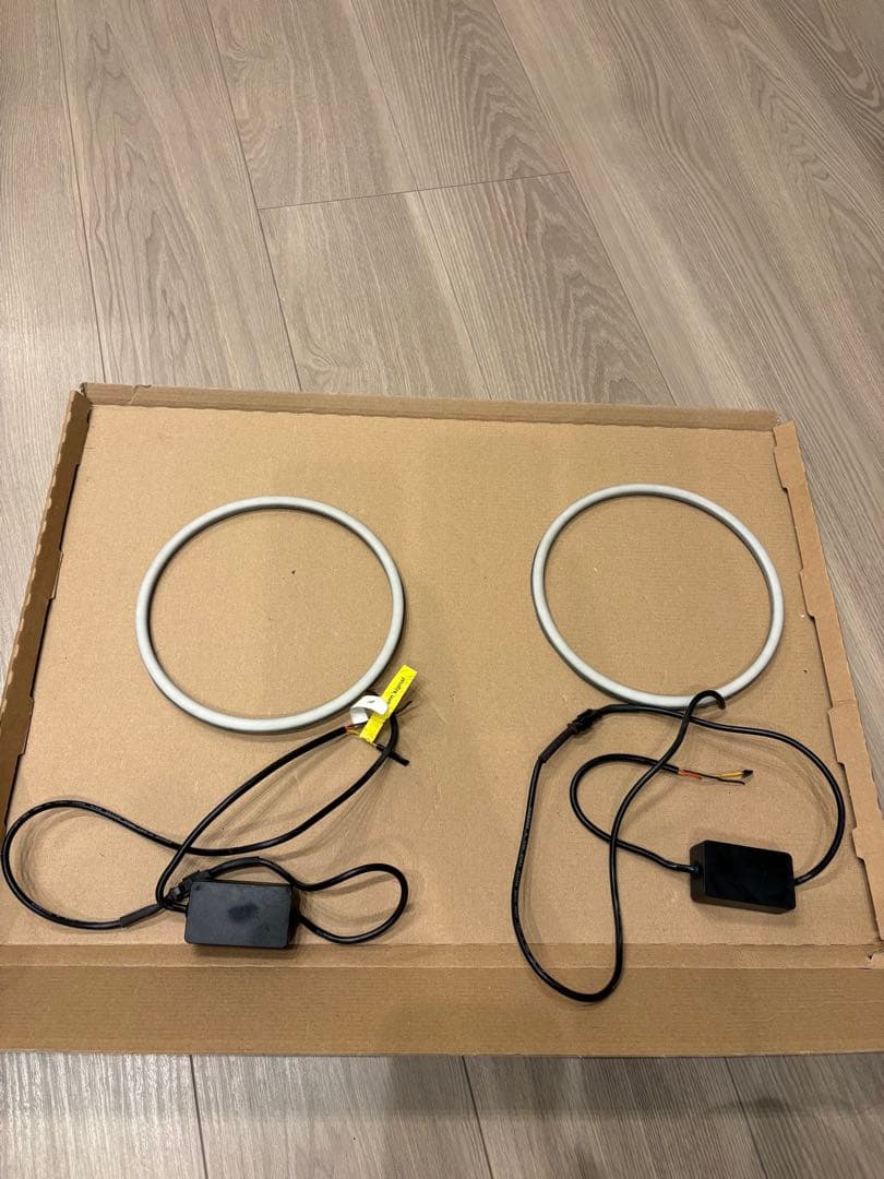 タイガーオート　JLラングラー ヘッドライト　イカリング