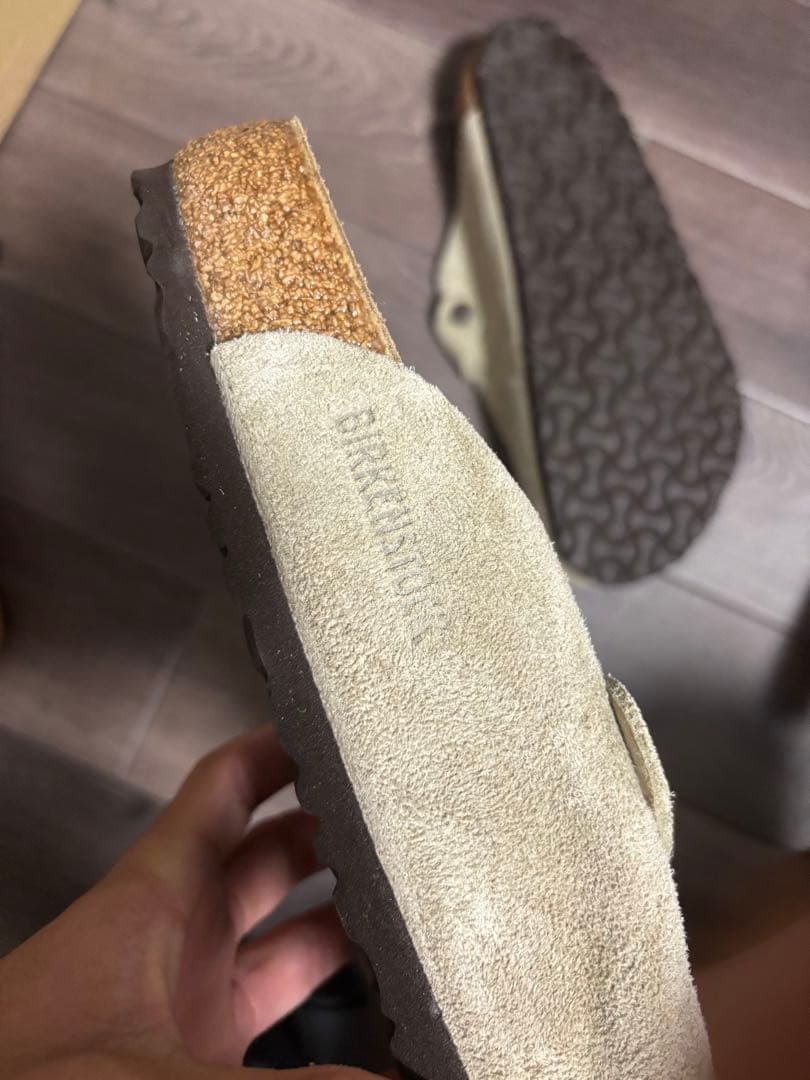 Birkenstock ベージュ スエード サンダル