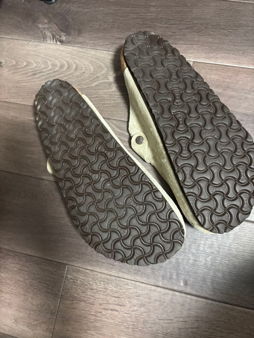 Birkenstock ベージュ スエード サンダル