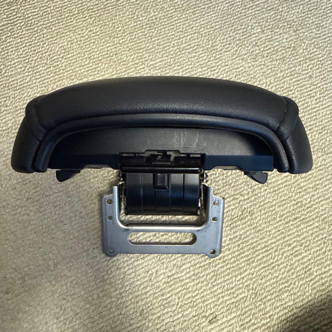 トヨタ純正 アームレスト (スライドタイプ) 08281-16020