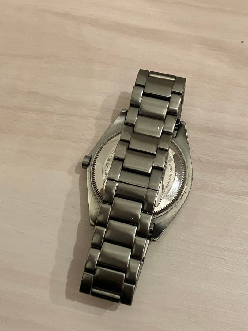 新品電池　Vivienne Westwood オーブ　デイト　腕時計