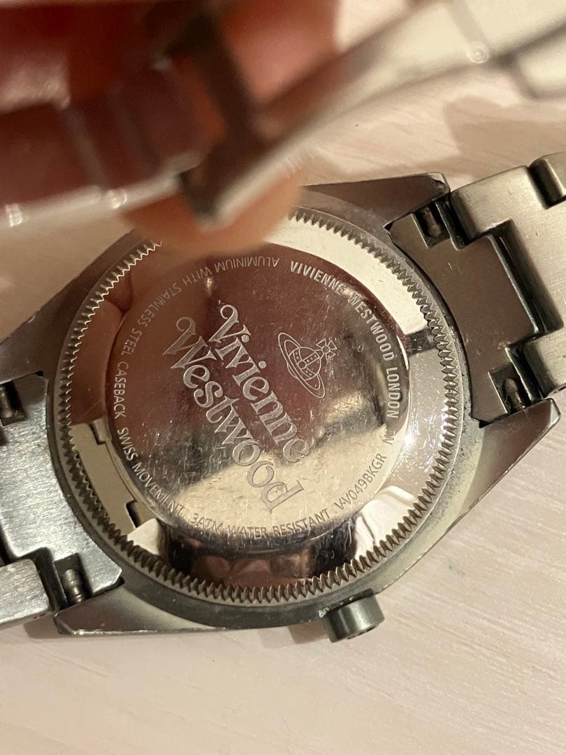 新品電池　Vivienne Westwood オーブ　デイト　腕時計