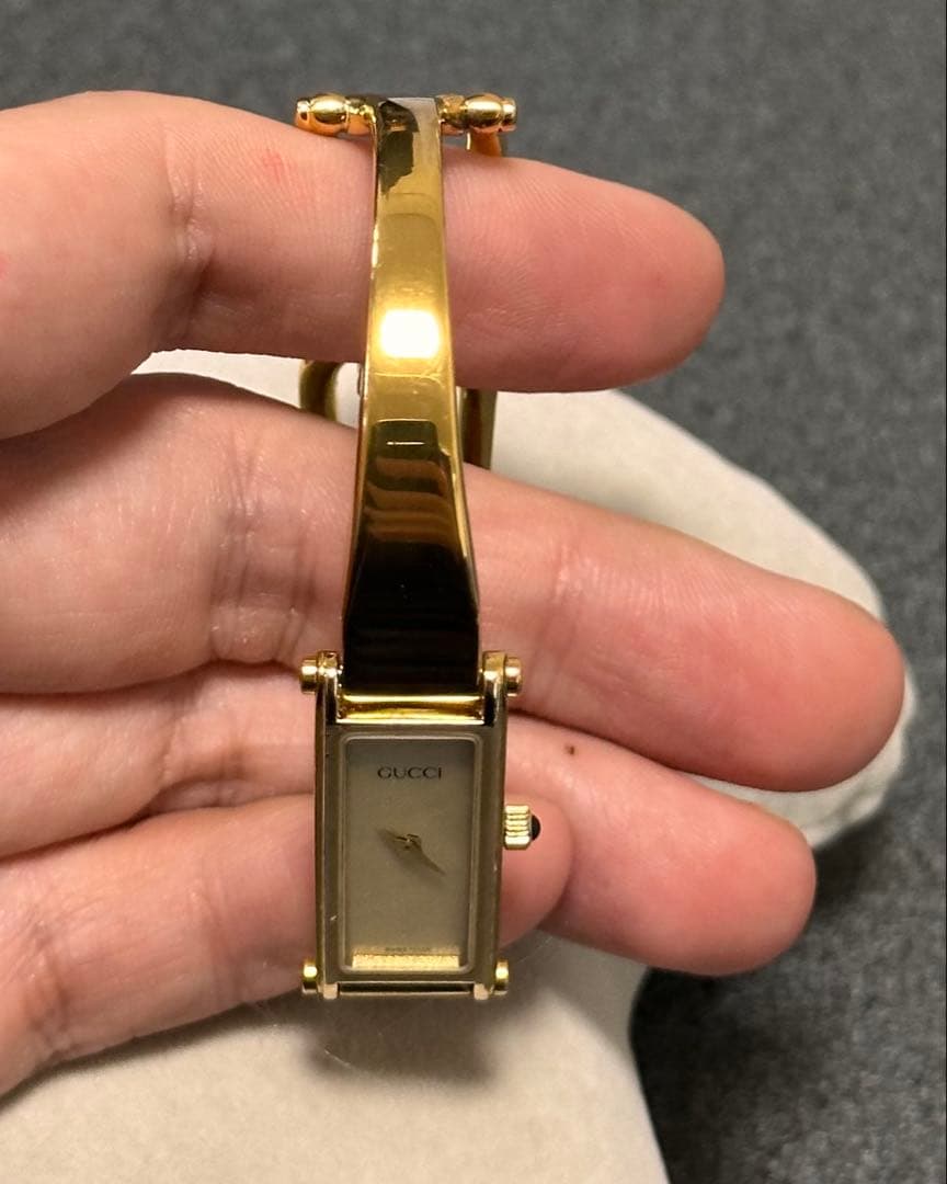 GUCCI グッチ 時計 1500L ゴールドバングル 螺鈿文字盤