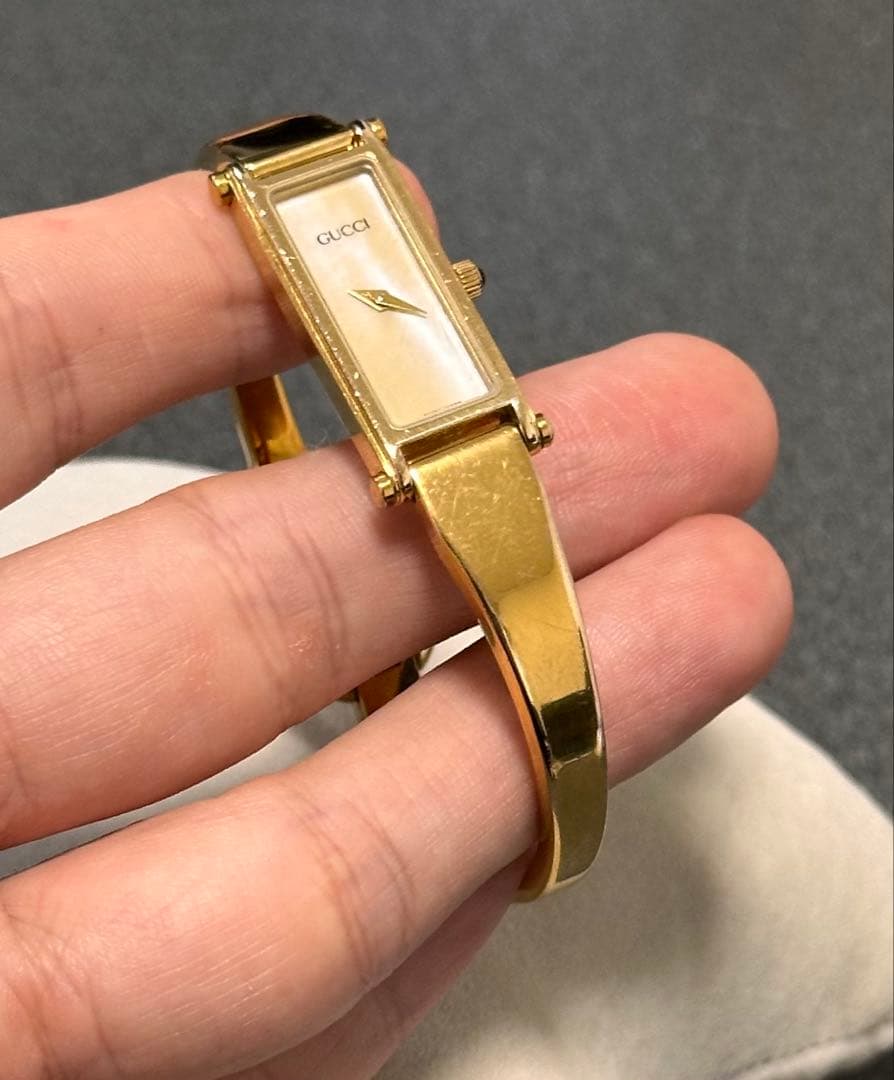 GUCCI グッチ 時計 1500L ゴールドバングル 螺鈿文字盤