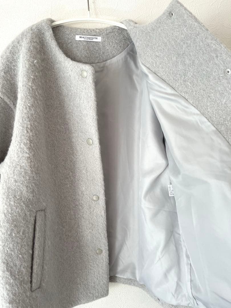 今季 B&Y UNITED ARROWS ブークレーノーカラーブルゾン