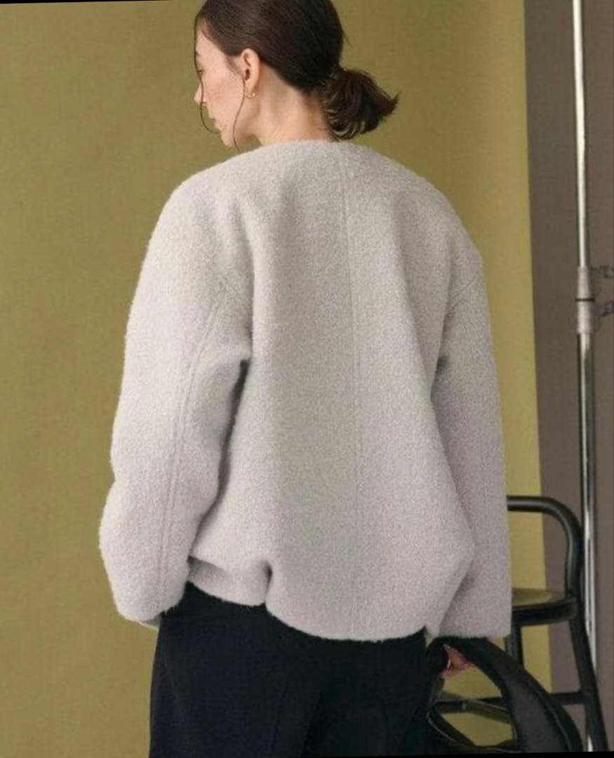 今季 B&Y UNITED ARROWS ブークレーノーカラーブルゾン